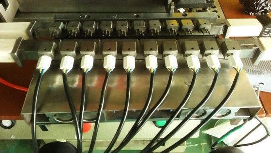 13kW κατακόρυφη πλαστική μηχανή εμβολιασμού 55T Για εργοστάσιο παραγωγής